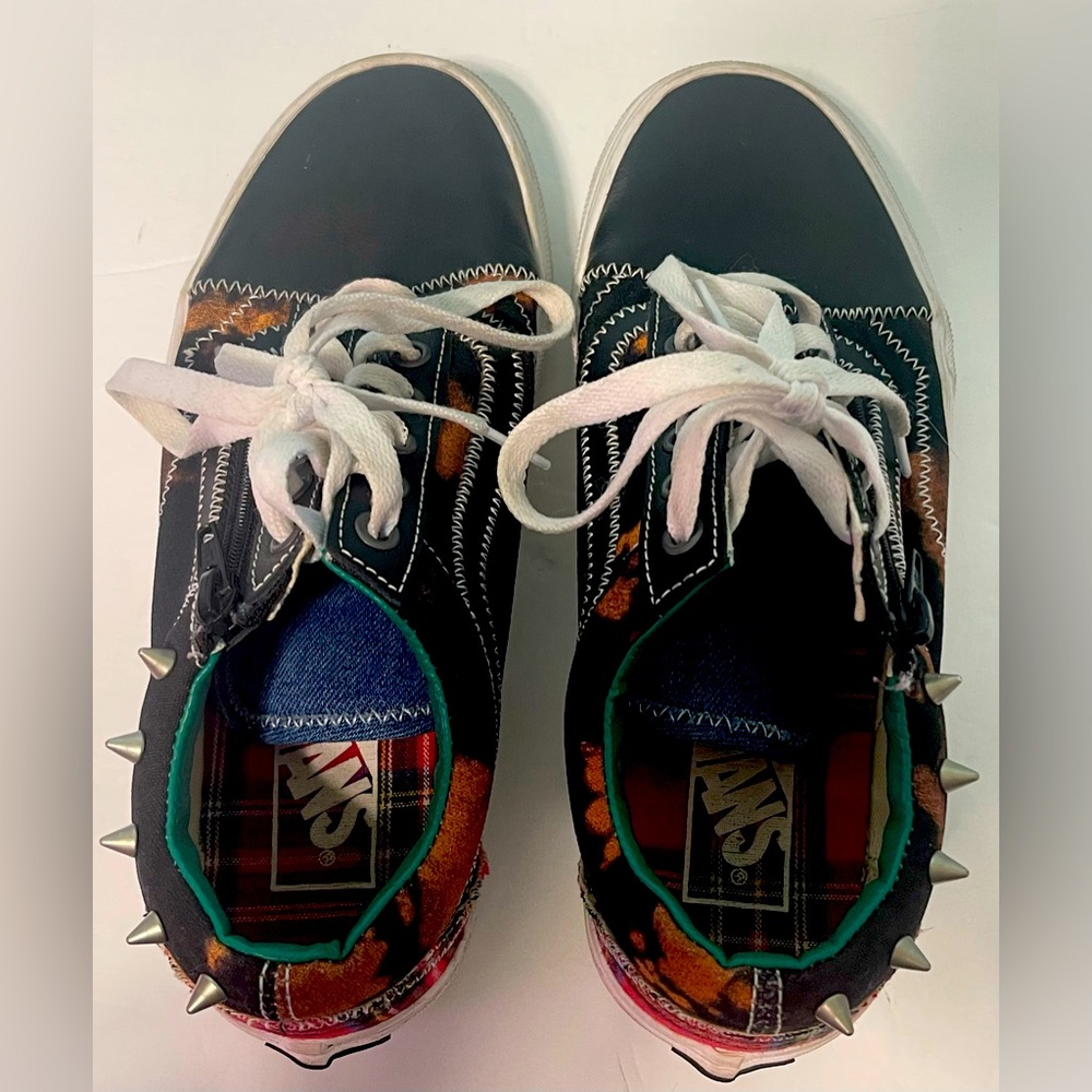 Vans Mens 6 Old Skool Tapered Tartan Daze Sneakers Shoes Black Red Spikes Skate